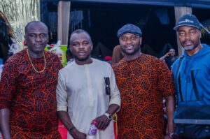 SOCIAL CLUBS, DIGNITARIES COMISSERATES WITH AGUIYI AWGBU (3)